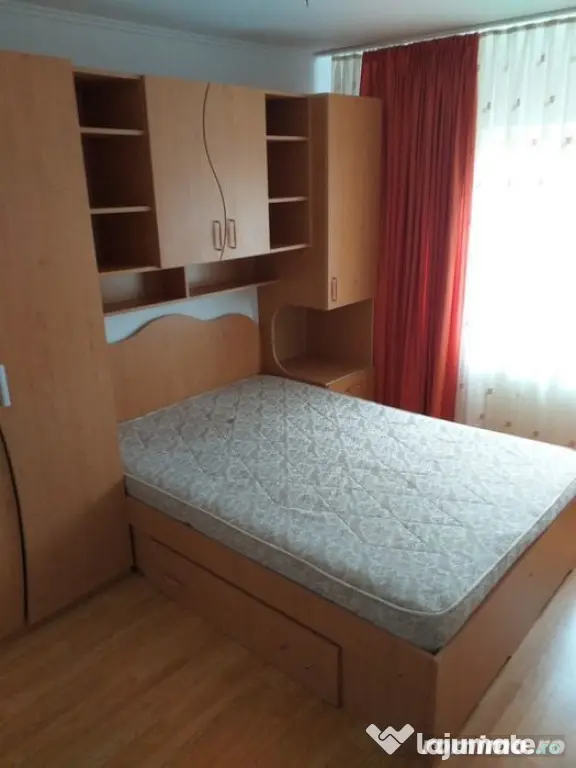 2 camere de inchiriat Sala Palatului - Bucuresti (Bucuresti-Ilfov)