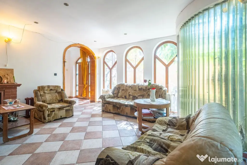 Casa 4 camere - Vlaicu - 126 mp utili - COMISION 0% - Arad (Arad)