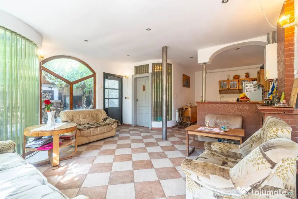 Casa 4 camere - Vlaicu - 126 mp utili - COMISION 0% - Arad (Arad)