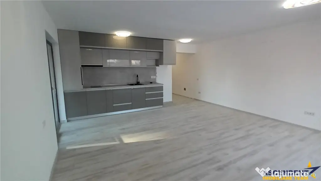 Studiou 42 mp balcon, in regim vila, incalzire in pardoseala - Brasov (Brasov)