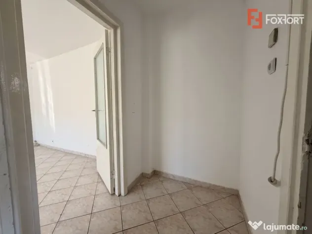 Etaj intermediar, 2 camere - 51 mp, Zona Liviu Rebreanu - Sa - Timisoara (Timis)