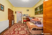 Casă în Roman, din cărămidă 