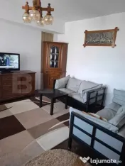???? Apartament 3 camere, decomandat, în centrul orașului