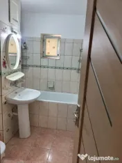 Apartament 2 camere decomandat, 50 mp, zona Rovine