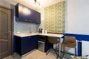 Apartament cu trei unitati locative, baie si bucatarie fieca