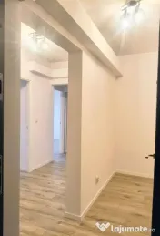 De vanzare apartament cu 2 camere, port, parter, 75.000 euro 