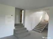 Casa cu etaj 5 camere 