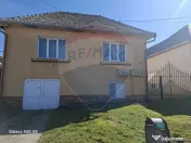 Casă de vânzare in Axente Sever, nr. 557 jud. Sibiu, 4 camere