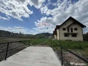 Casă nouă în Moșna – priveliște superbă spre biserica fortificată