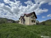 Casă nouă în Moșna – priveliște superbă spre biserica fortificată