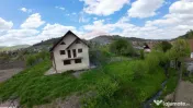 Casă nouă în Moșna – priveliște superbă spre biserica fortificată