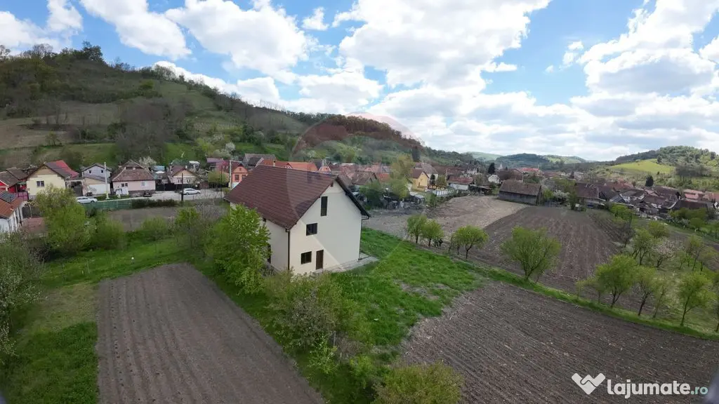 Casă nouă în Moșna – priveliște superbă spre biserica fortificată - Mosna (Sibiu)