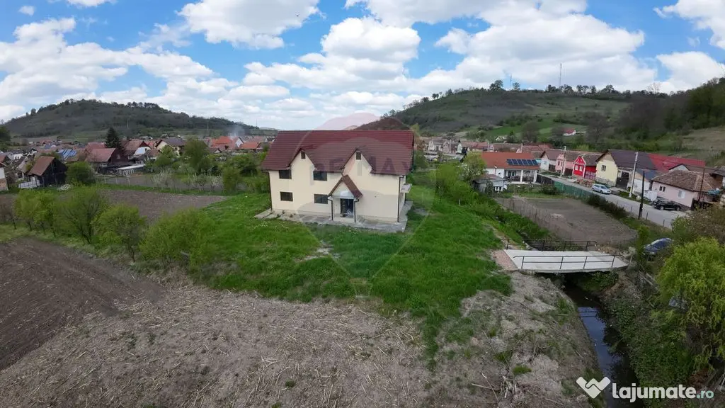 Casă nouă în Moșna – priveliște superbă spre biserica fortificată - Mosna (Sibiu)