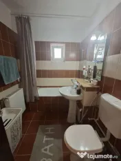Apartament 3 camere, decomandat, 71 mp, cartier 1 Mai - zona 
