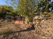 Casă de vânzare cu priveliște frumoasă și teren 