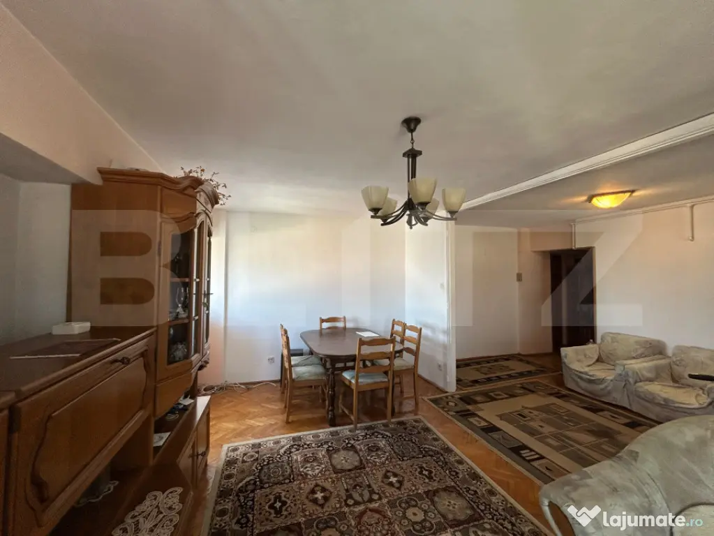 Apartament spațios de 3 camere, 80 mp, 2 balcoane – Zonă - Alba Iulia (Alba)