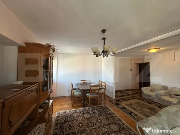 Apartament spațios de 3 camere, 80 mp, 2 balcoane – Zonă - Alba Iulia (Alba)