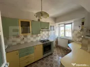 Apartament spațios de 3 camere, 80 mp, 2 balcoane – Zonă 