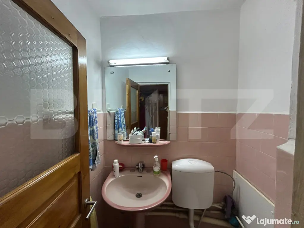 Apartament spațios de 3 camere, 80 mp, 2 balcoane – Zonă - Alba Iulia (Alba)