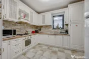 Parter de vilă, 4 camere și grădină 245mp, Parcul Mogoș 