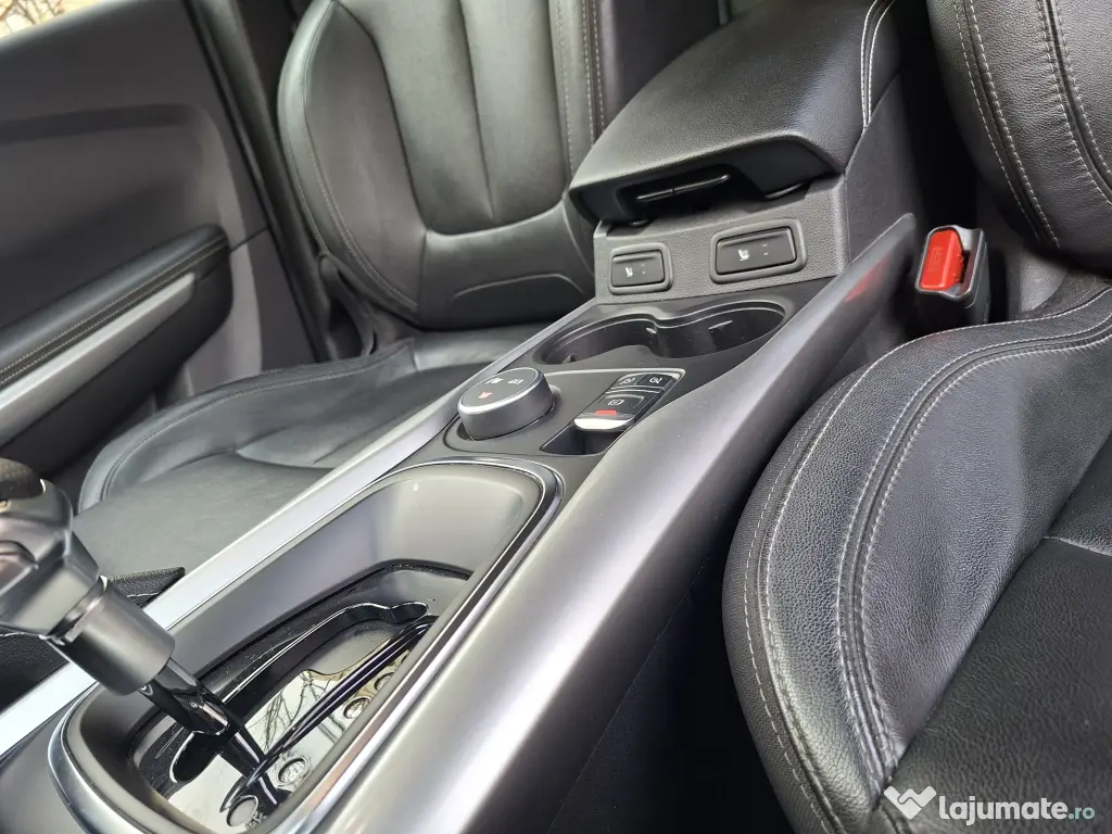 Proprietar vând Renault kadjar Bose XMode Automat