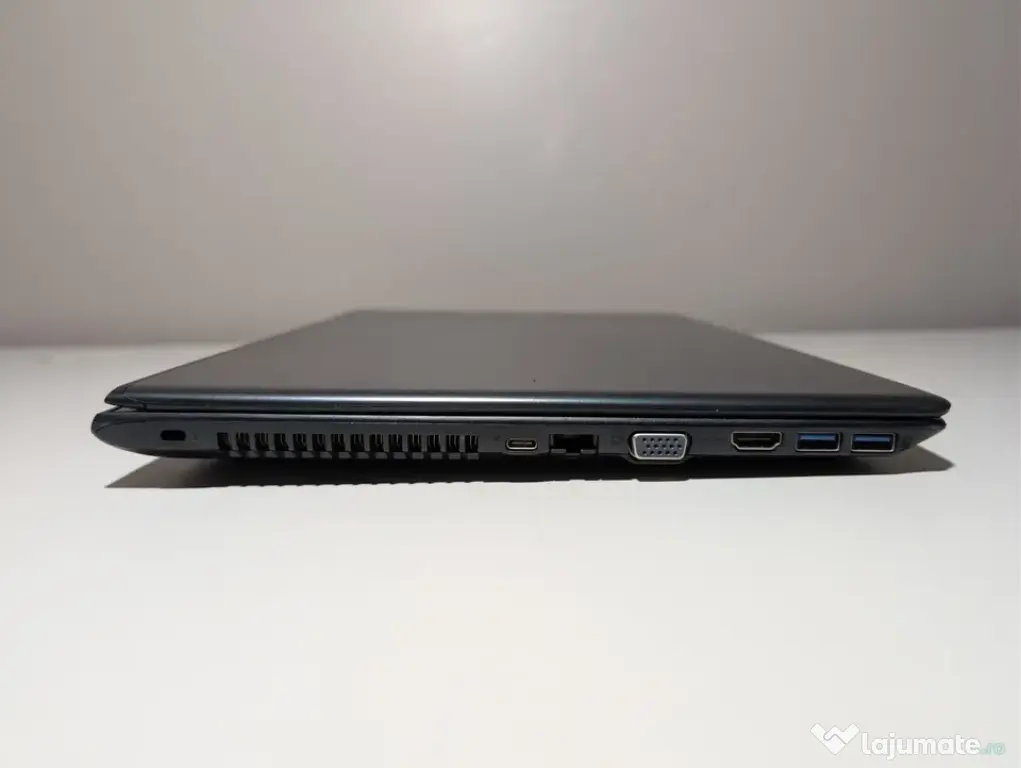 Acer Aspire E5-575 | i3 7th Gen 256GB SSD | FHD Backlit Win 11 DVD