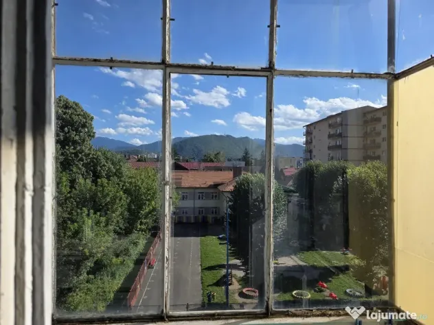 Apartament de 2 camere zona TRACTORUL,str Oltet - Brasov (Brasov)