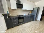 2 Camere Demisol inalt si luminos | 60 mp | Păcii - Loc de Parcare 
