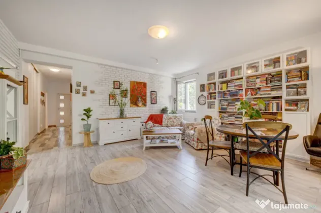 Parter de vilă, 4 camere, 2 băi și grădină 245mp, Parcu - Mogosoaia (Bucuresti-Ilfov)