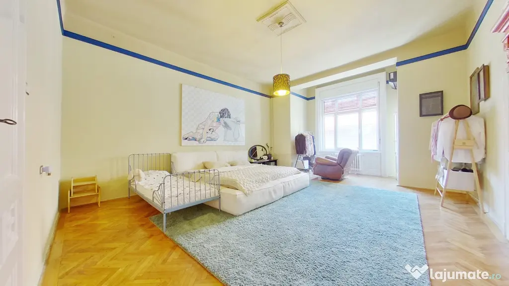 Apartament modern cu 3 camere într-o clădire istorică, la - Arad (Arad)