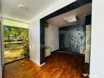 Spatiu comercial, 32.89 mp, zona Tudor