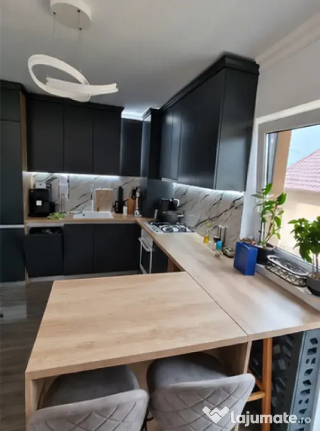 Casă de vânzare , duplex -proprietar - Miroslava (Iasi)