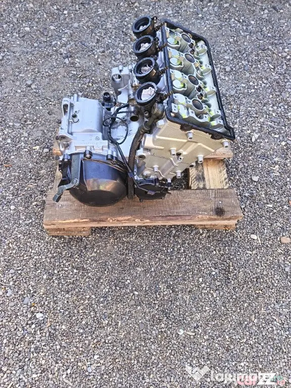 MOTOR kawasaki zxr 600 - Targu Ocna (Bacau)
