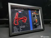 Tablou Formula 1 Personalizat – Circuit + Monopost 3D 