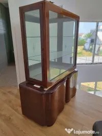 De vânzare mobilier din lemn masiv