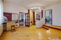 Volum arhitectural remarcabil:Sediu firma, Clinica,Investiti
