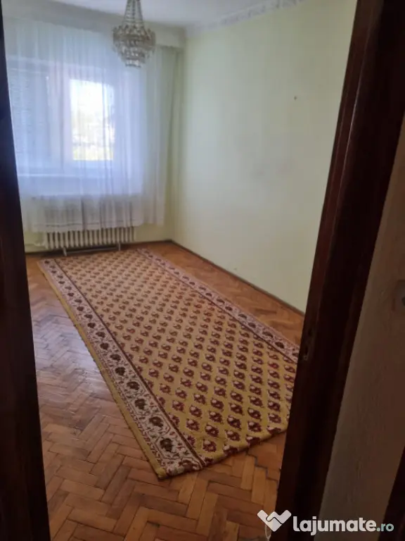 Apartament 3 camere,Radauti,zona Hipodrom - Radauti (Suceava)