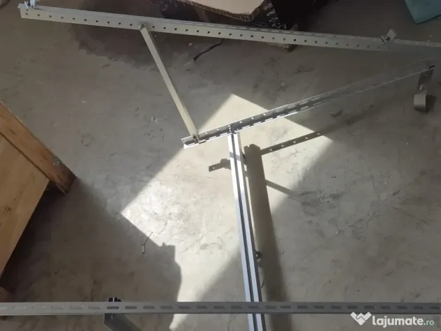 PANOURI FOTOVOLTAICE DE BALCON