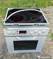 Set cuptor electric încorporabil și plită vitroceramică AEG (trifazic)