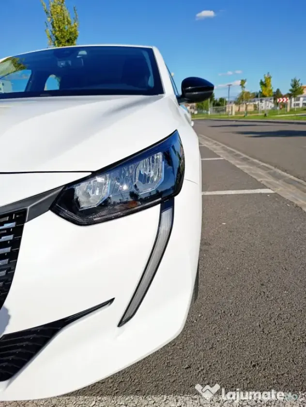 Peugeot 208 1.2 L PureTech STT Active Pack 2022 1.2 Benzină -36.000 km