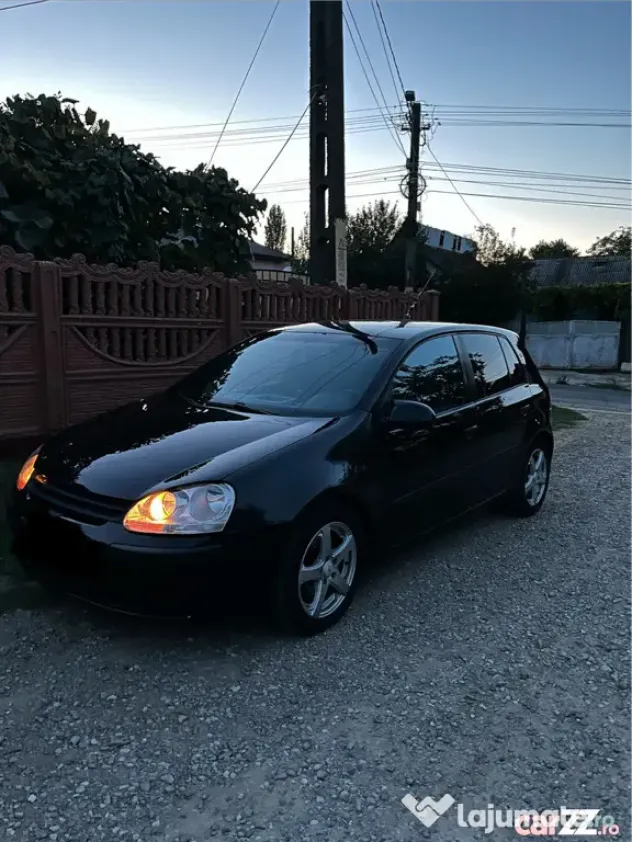 Volkswagen Golf 5 - Pascani (Iasi)