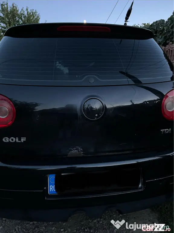 Volkswagen Golf 5 - Pascani (Iasi)
