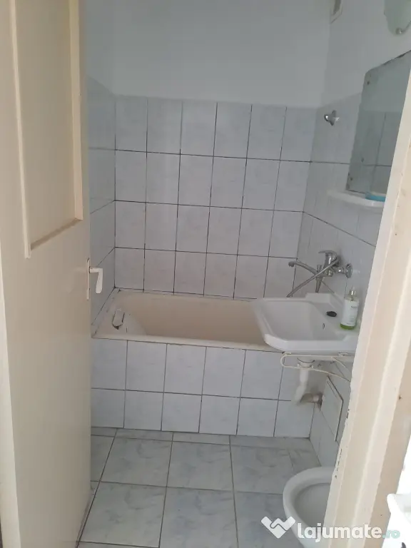 De vanzare apartament 2 camere
