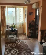 Garsonieră renovată, 33 mp, bucătărie închisă – zona 