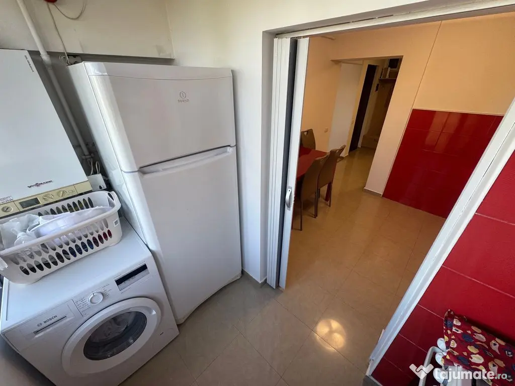 Apartament 3 camere zona Km 5 Renovat cu Centrala si Parcare - Constanta (Constanta)