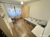 Apartament 3 camere zona Km 5 Renovat cu Centrala si Parcare