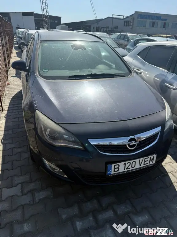 Opel Astra J Sports Tourer Diesel CDTI – 263.000 km – Break - Ciorogarla (Bucuresti-Ilfov)