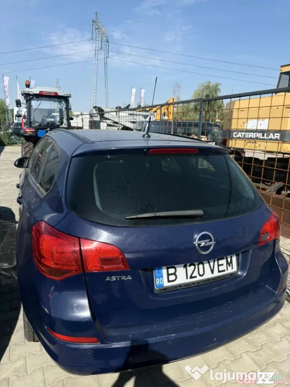 Opel Astra J Sports Tourer Diesel CDTI – 263.000 km – Break - Ciorogarla (Bucuresti-Ilfov)
