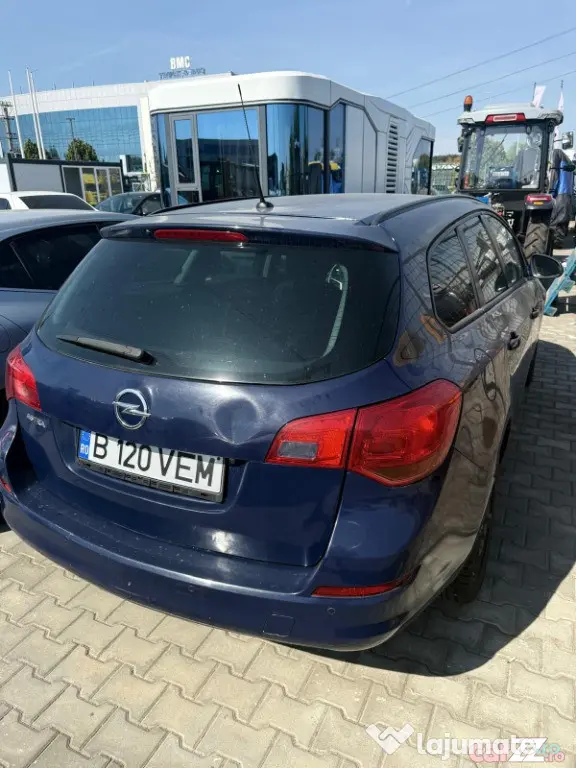 Opel Astra J Sports Tourer Diesel CDTI – 263.000 km – Break - Ciorogarla (Bucuresti-Ilfov)