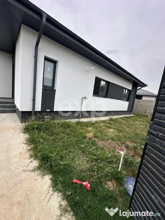 CASE INDIVIDUALE ÎN CLINCENI – CENTRAL, TOATE UTILITĂȚ - Clinceni (Bucuresti-Ilfov)